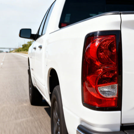 2003–2006 Silverado 1500 Rear Tail Light Assembly